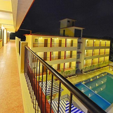 Grand Goa Exotica Hotell Guirim Exteriör bild