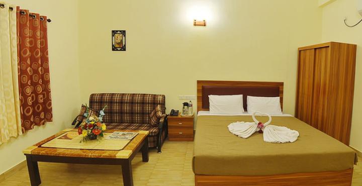 Grand Goa Exotica Hotell Guirim Exteriör bild