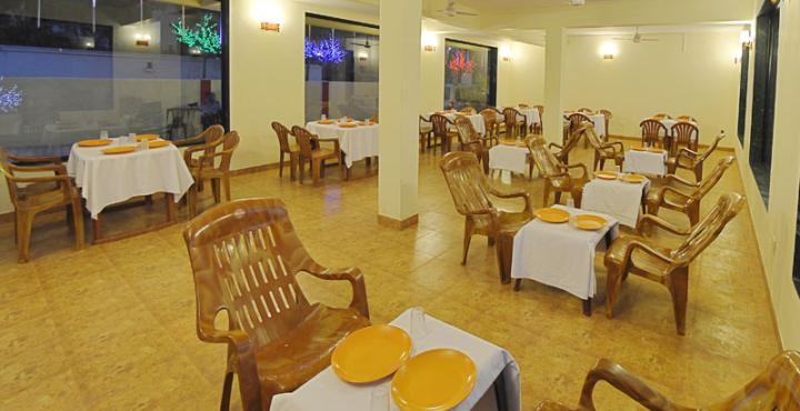 Grand Goa Exotica Hotell Guirim Exteriör bild