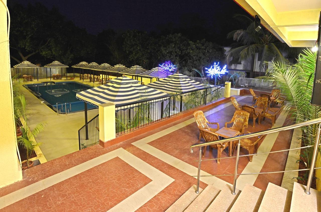 Grand Goa Exotica Hotell Guirim Exteriör bild